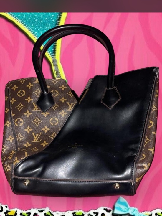 Louis Vuitton Handbags - Louis Vuitton Brown Monogram & Black Leather Tote